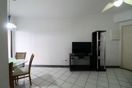 Apartamento para alugar com 90m², 3 quartos e 2 vagas Apartamento para alugar com 90m², 3 quartos e 2 vagasSala