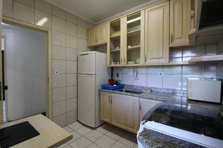 Apartamento para alugar com 90m², 3 quartos e 2 vagas Apartamento para alugar com 90m², 3 quartos e 2 vagasCozinha