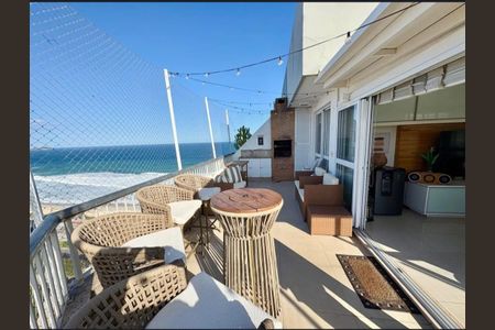 Apartamento à venda com 134m², 2 quartos e 1 vagaSacada