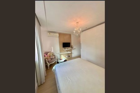 Casa de condomínio à venda com 400m², 5 quartos e 2 vagasQuarto