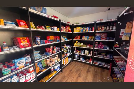 Apartamento à venda com 57m², 2 quartos e 1 vaga Apartamento à venda com 57m², 2 quartos e 1 vagaMini Mercado