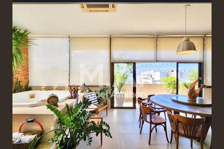 Casa de condomínio à venda com 224m², 3 quartos e 2 vagasSala