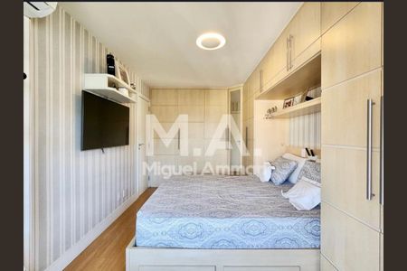 Casa de condomínio à venda com 224m², 3 quartos e 2 vagasQuarto