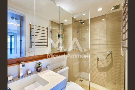 Casa de condomínio à venda com 224m², 3 quartos e 2 vagasBanheiro