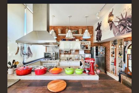 Casa de condomínio à venda com 224m², 3 quartos e 2 vagasCozinha