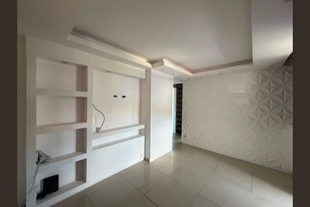 Sala de apartamento à venda com 1 quarto, 40m² em Jacarepaguá, Rio de Janeiro