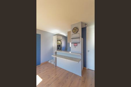 Apartamento para alugar com 43m², 2 quartos e 1 vaga Apartamento para alugar com 43m², 2 quartos e 1 vagaCozinha e Área de Serviço