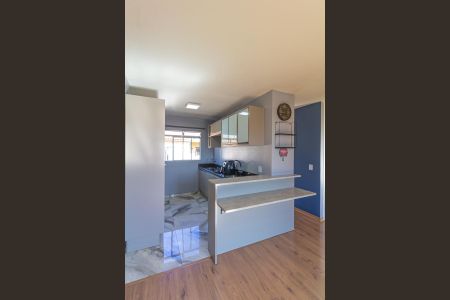 Apartamento para alugar com 43m², 2 quartos e 1 vaga Apartamento para alugar com 43m², 2 quartos e 1 vagaCozinha e Área de Serviço