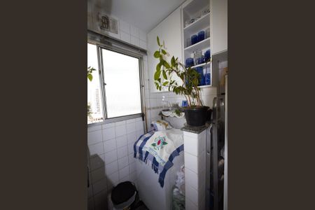 Apartamento à venda com 68m², 3 quartos e 1 vagaÁrea de Serviço