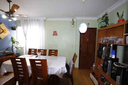 Apartamento à venda com 68m², 3 quartos e 1 vagaSala