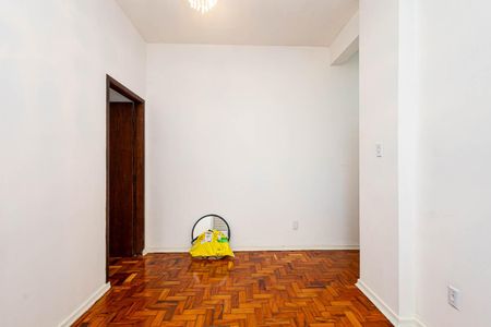 Apartamento à venda com 60m², 1 quarto e sem vaga Apartamento à venda com 60m², 1 quarto e sem vagaSala