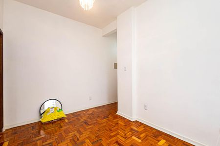 Apartamento à venda com 60m², 1 quarto e sem vaga Apartamento à venda com 60m², 1 quarto e sem vagaSala