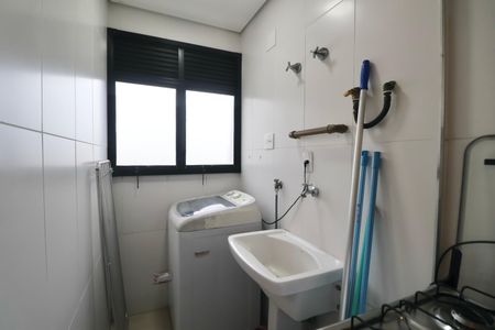 Apartamento para alugar com 65m², 2 quartos e 2 vagasÁrea de Serviço