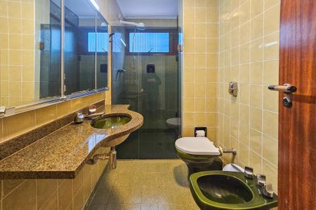 Apartamento para alugar com 166m², 3 quartos e 2 vagasBanheiro Social