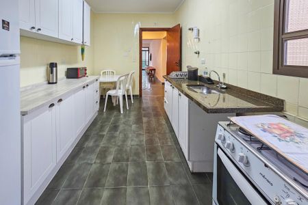 Apartamento para alugar com 166m², 3 quartos e 2 vagasCozinha