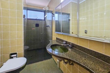 Apartamento para alugar com 166m², 3 quartos e 2 vagasBanheiro da Suíte