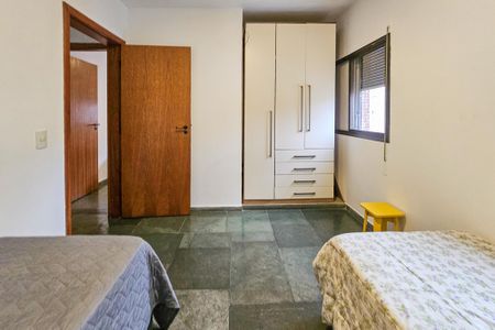 Apartamento para alugar com 166m², 3 quartos e 2 vagasQuarto 1