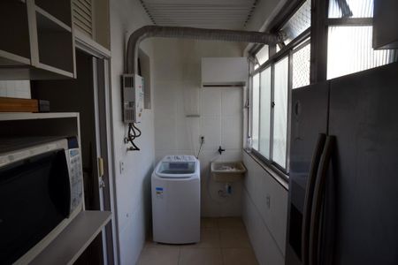 Apartamento à venda com 161m², 3 quartos e 2 vagasÁrea de Serviço