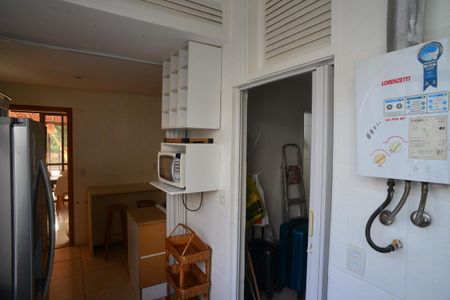 Apartamento à venda com 161m², 3 quartos e 2 vagasÁrea de Serviço