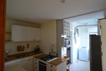 Apartamento à venda com 161m², 3 quartos e 2 vagasCozinha