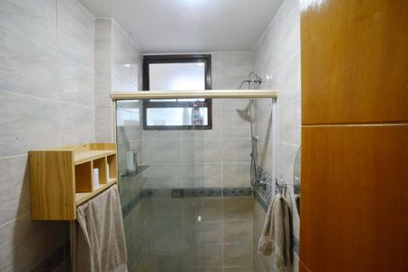 Apartamento à venda com 161m², 3 quartos e 2 vagasBanheiro Social