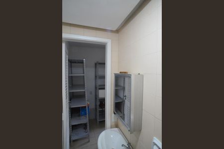 Apartamento à venda com 161m², 3 quartos e 2 vagasBanheiro de Serviço