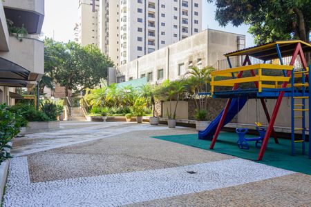 Apartamento para alugar com 160m², 5 quartos e 2 vagasÁrea comum