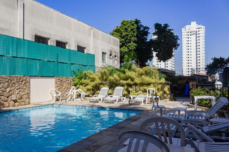 Apartamento para alugar com 160m², 5 quartos e 2 vagasÁrea comum - Piscina
