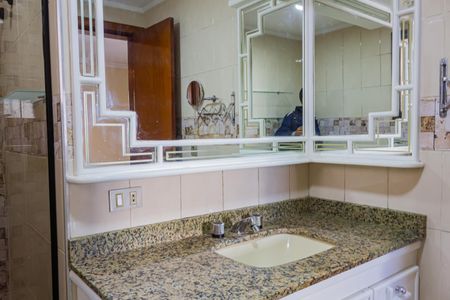 Apartamento para alugar com 160m², 5 quartos e 2 vagasBanheiro da Suíte