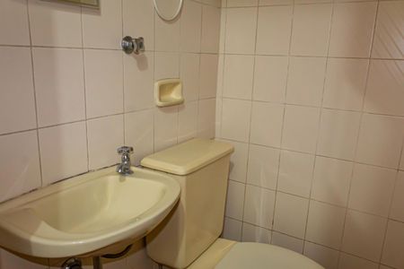 Apartamento para alugar com 160m², 5 quartos e 2 vagasBanheiro de serviço