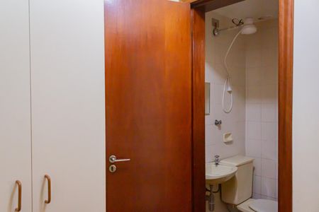 Apartamento para alugar com 160m², 5 quartos e 2 vagasQuarto de Serviço