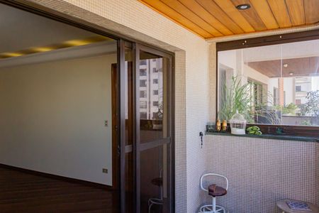 Apartamento para alugar com 160m², 5 quartos e 2 vagasVaranda da Sala