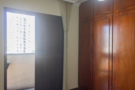 Apartamento para alugar com 160m², 5 quartos e 2 vagasQuarto 1