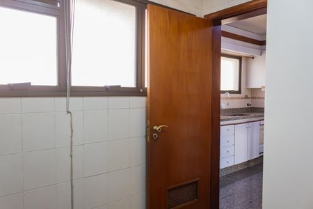 Apartamento para alugar com 160m², 5 quartos e 2 vagasÁrea de Serviço