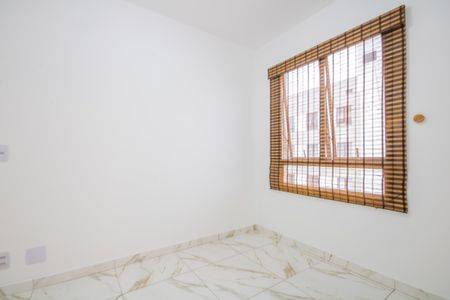 Apartamento para alugar com 35m², 2 quartos e 1 vagaQuarto 2