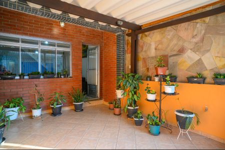 Casa à venda com 108m², 2 quartos e 1 vagaGaragem