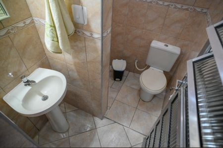 Casa à venda com 108m², 2 quartos e 1 vagaBanheiro de Serviço