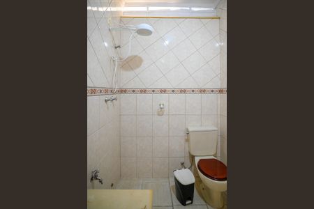 Casa à venda com 108m², 2 quartos e 1 vagaBanheiro Social