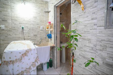 Casa à venda com 108m², 2 quartos e 1 vagaÁrea de Serviço