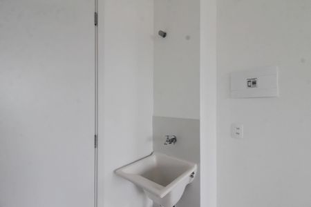 Apartamento para alugar com 33m², 2 quartos e sem vaga Apartamento para alugar com 33m², 2 quartos e sem vagaArea de Serviço