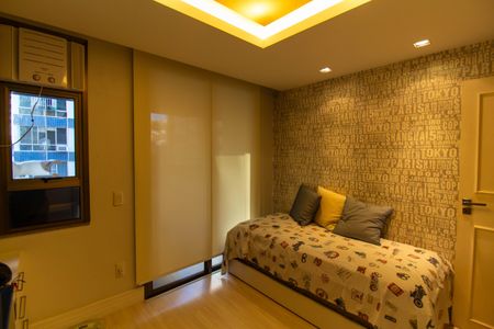 Apartamento à venda com 145m², 3 quartos e 2 vagasQuarto 01