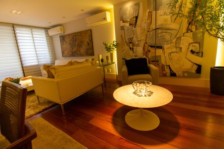 Apartamento à venda com 145m², 3 quartos e 2 vagasSala