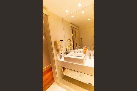 Apartamento à venda com 145m², 3 quartos e 2 vagasSuíte Banheiro