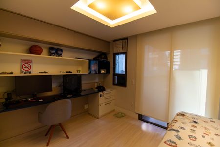 Apartamento à venda com 145m², 3 quartos e 2 vagasQuarto 01