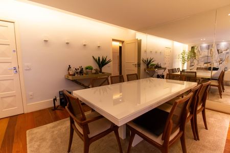 Apartamento à venda com 145m², 3 quartos e 2 vagasSala