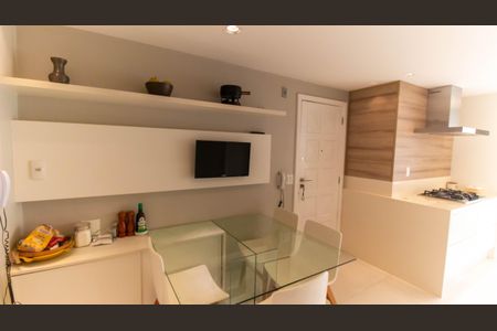 Apartamento à venda com 145m², 3 quartos e 2 vagasCozinha