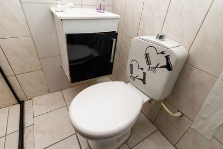 Casa para alugar com 30m², 1 quarto e sem vagaBanheiro