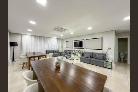 Apartamento à venda com 127m², 3 quartos e 2 vagasÁrea comum