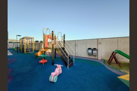 Apartamento à venda com 127m², 3 quartos e 2 vagas Apartamento à venda com 127m², 3 quartos e 2 vagasÁrea comum - Playground