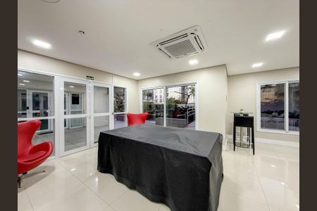 Apartamento à venda com 127m², 3 quartos e 2 vagas Apartamento à venda com 127m², 3 quartos e 2 vagasÁrea comum - Academia